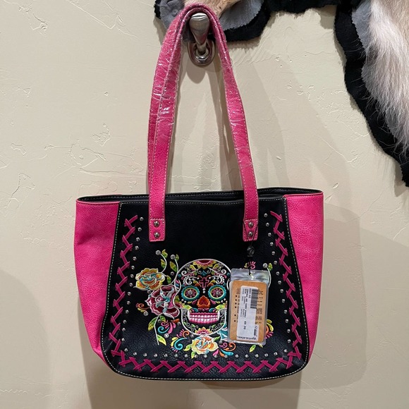 P&G Handbags - P&G Sugar Skull Conceal & Carry Purse NWT